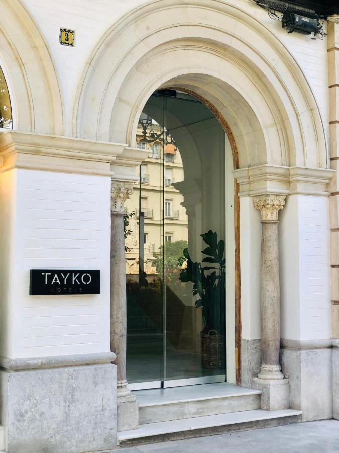 Hotel Tayko Sevilla 外观 照片